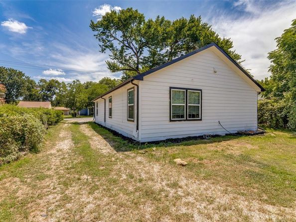 2805  Springdale Road , Fort Worth Texas 76111