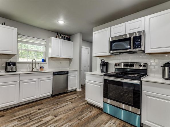 2805  Springdale Road , Fort Worth Texas 76111