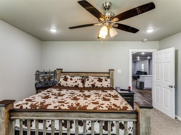 2805  Springdale Road , Fort Worth Texas 76111
