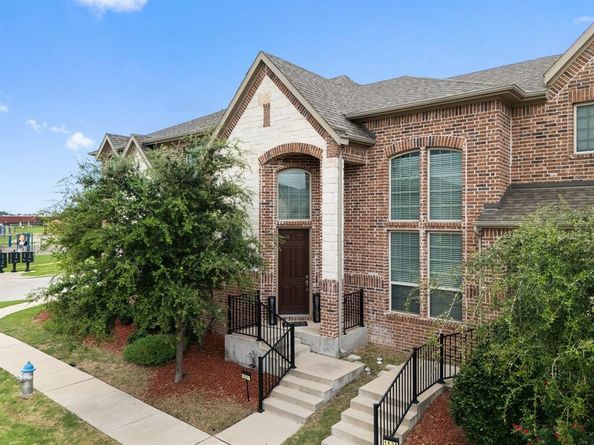 1521  Joy Drive , Carrollton Texas 75007