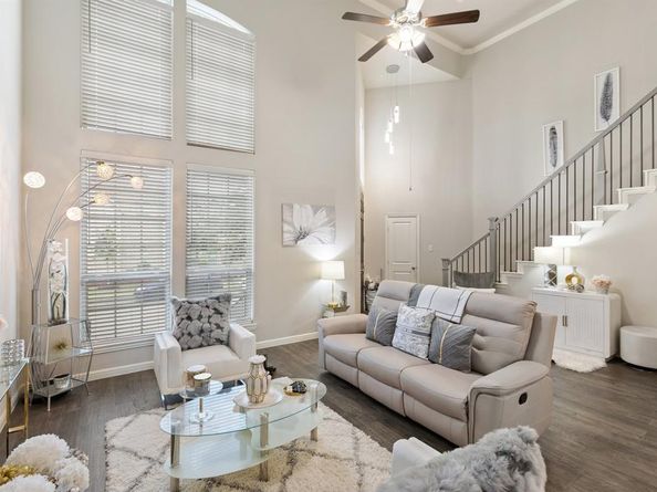1521  Joy Drive , Carrollton Texas 75007