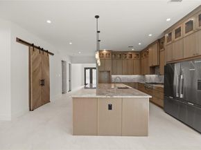 337  sugarbush  , Richardson Texas 75081