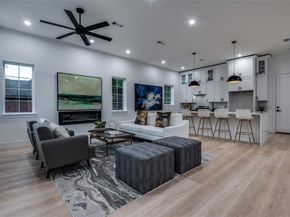 324 N Patton Avenue , Dallas Texas 75203