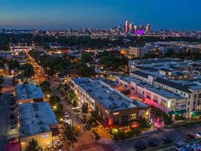 324 N Patton Avenue , Dallas Texas 75203