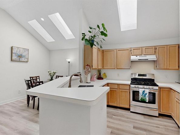 6809  Hominy Ridge , Rowlett Texas 75089