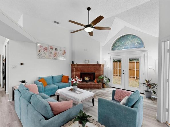 6809  Hominy Ridge , Rowlett Texas 75089