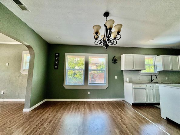 1315  Arlington Avenue , Fort Worth Texas 76104