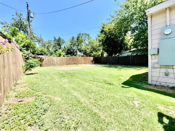 1315  Arlington Avenue , Fort Worth Texas 76104