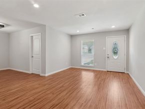 213  Trailridge Drive , Garland Texas 75043