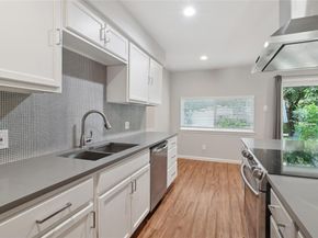 213  Trailridge Drive , Garland Texas 75043