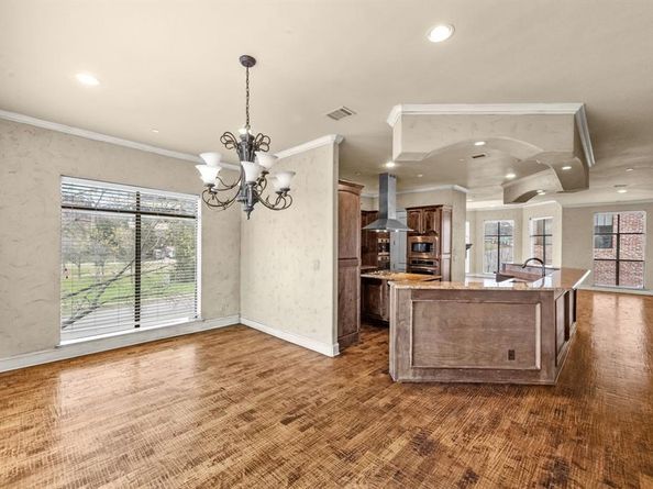 422  Mills Street , Fort Worth Texas 76102