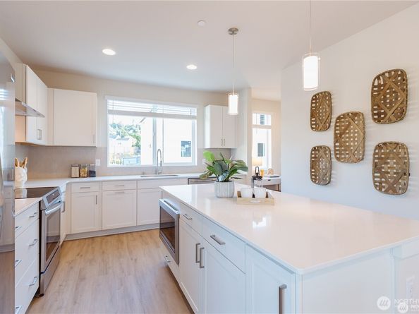 3702 W Mukilteo Boulevard B, Everett WA 98203