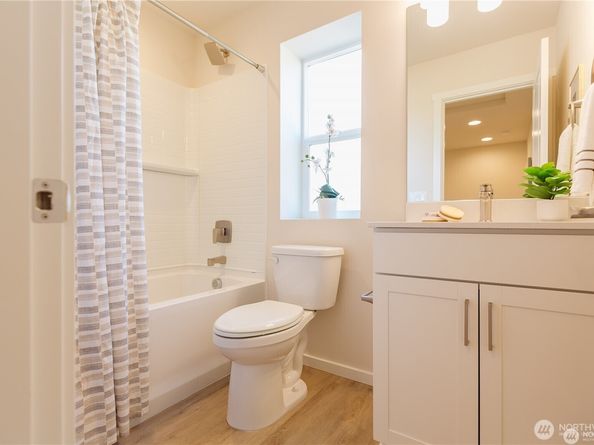 3702 W Mukilteo Boulevard B, Everett WA 98203