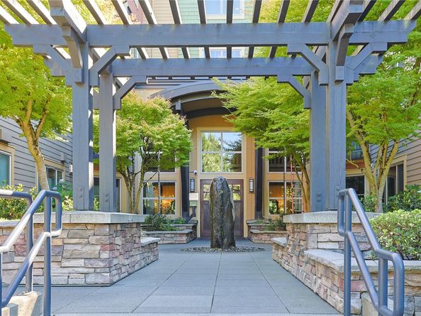 15700 116th Avenue NE 209, Bothell WA 98011