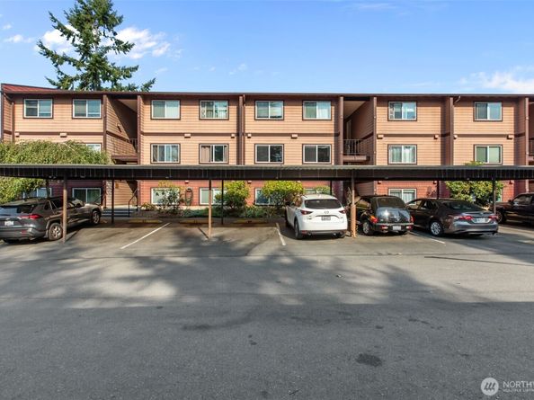 17430 Ambaum Boulevard S 8, Seattle WA 98148