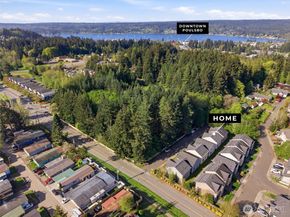 1569 NE Fontaine Way, Poulsbo WA 98370
