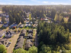 1569 NE Fontaine Way, Poulsbo WA 98370