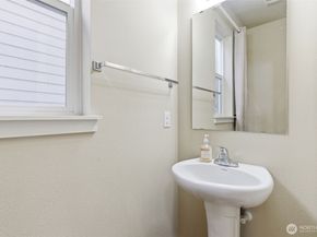 1569 NE Fontaine Way, Poulsbo WA 98370