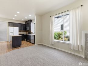 1569 NE Fontaine Way, Poulsbo WA 98370