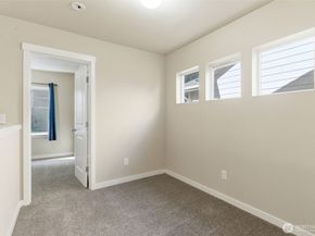 1569 NE Fontaine Way, Poulsbo WA 98370