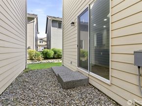 1569 NE Fontaine Way, Poulsbo WA 98370