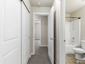 1569 NE Fontaine Way, Poulsbo WA 98370
