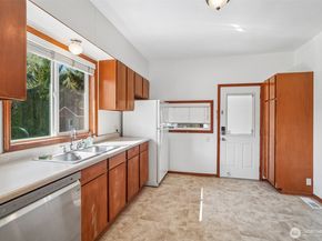 16804 SE 128th Street, Renton WA 98059