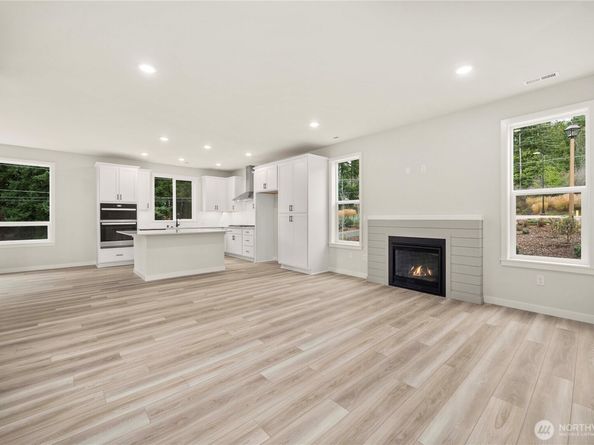3994 Flat Top Drive, Bremerton WA 98312