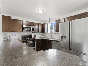 1276 SE Casandra Loop, Port Orchard WA 98366