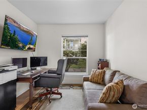 22627 NE Alder Crest Drive 102, Redmond WA 98053