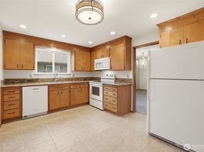 9428 21st Drive SE, Everett WA 98208