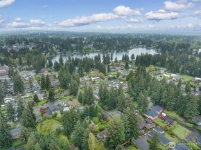 31021 20th Avenue S, Federal Way WA 98003