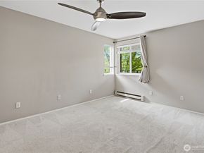 18210 73rd Avenue NE 201, Kenmore WA 98028