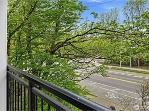 18210 73rd Avenue NE 201, Kenmore WA 98028