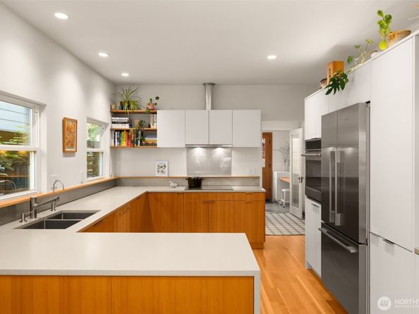 4812 S Brandon Street, Seattle WA 98118