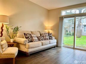 4459 249th Terr SE 85, Issaquah WA 98029