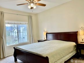 4459 249th Terr SE 85, Issaquah WA 98029