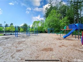 4459 249th Terr SE 85, Issaquah WA 98029