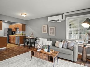 5021 Ripley Lane N 311, Renton WA 98056