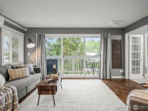 5021 Ripley Lane N 311, Renton WA 98056