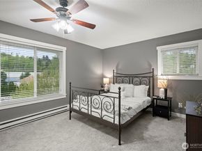 5021 Ripley Lane N 311, Renton WA 98056