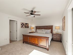 3212 81st Place SE C301, Mercer Island WA 98040