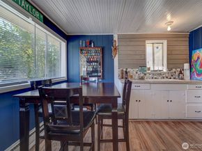 1112 N Cambrian Avenue, Bremerton WA 98312