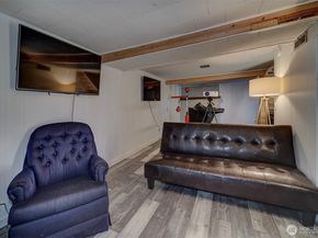 1112 N Cambrian Avenue, Bremerton WA 98312