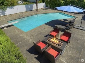 1112 N Cambrian Avenue, Bremerton WA 98312