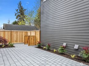 6745 Earl Avenue NW, Seattle WA 98117