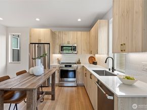 6745 Earl Avenue NW, Seattle WA 98117