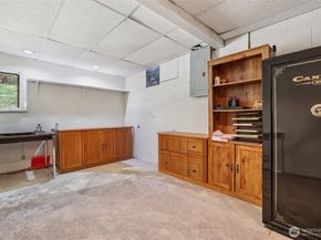 17209 W Riverside Drive, Bothell WA 98011