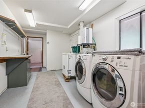 17209 W Riverside Drive, Bothell WA 98011