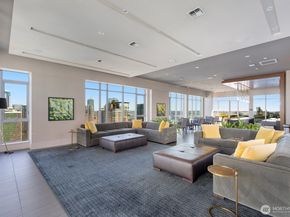 588 Bell Street 2102S, Seattle WA 98121